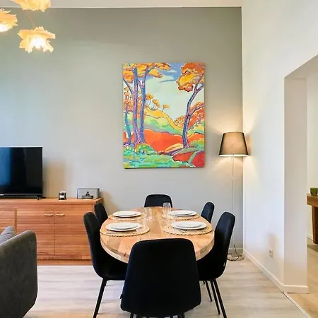 Διαμέρισμα Cosy Proche Du Tram Avec Parking Prive *