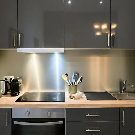 Cosy Proche Du Tram Avec Parking Prive Διαμέρισμα *