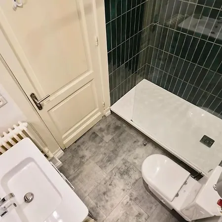 Cosy Proche Du Tram Avec Parking Prive Διαμέρισμα