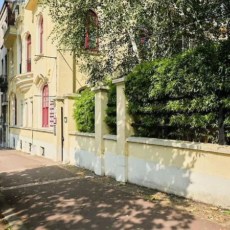 Cosy Proche Du Tram Avec Parking Prive Διαμέρισμα *