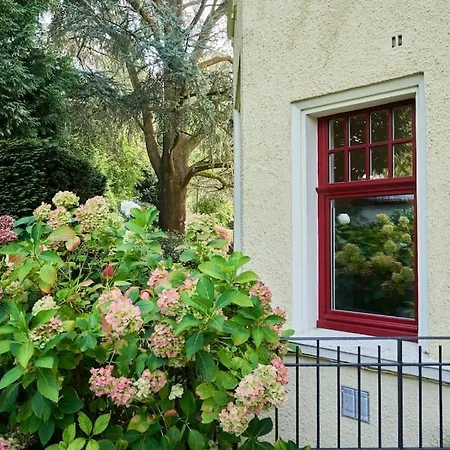 Διαμέρισμα Cosy Proche Du Tram Avec Parking Prive Ρουμπαί