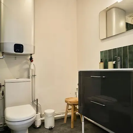 Διαμέρισμα Cosy Proche Du Tram Avec Parking Prive