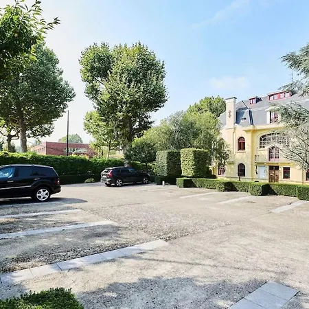 Cosy Proche Du Tram Avec Parking Prive *