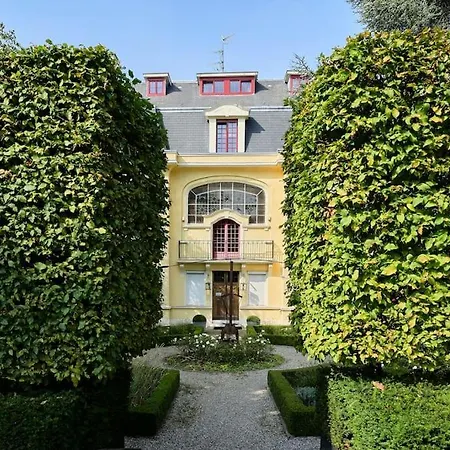 Διαμέρισμα Cosy Proche Du Tram Avec Parking Prive *